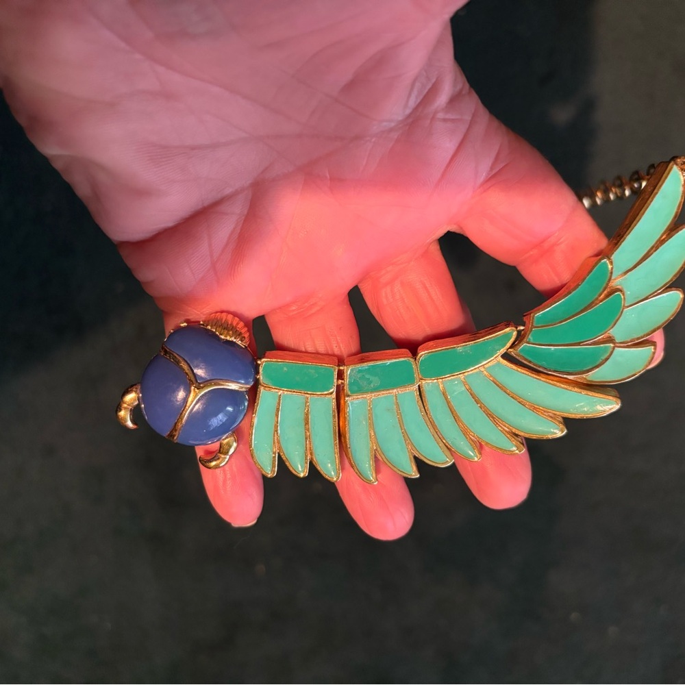 Hattie Carnegie. Vintage necklace  Piece DIY Project